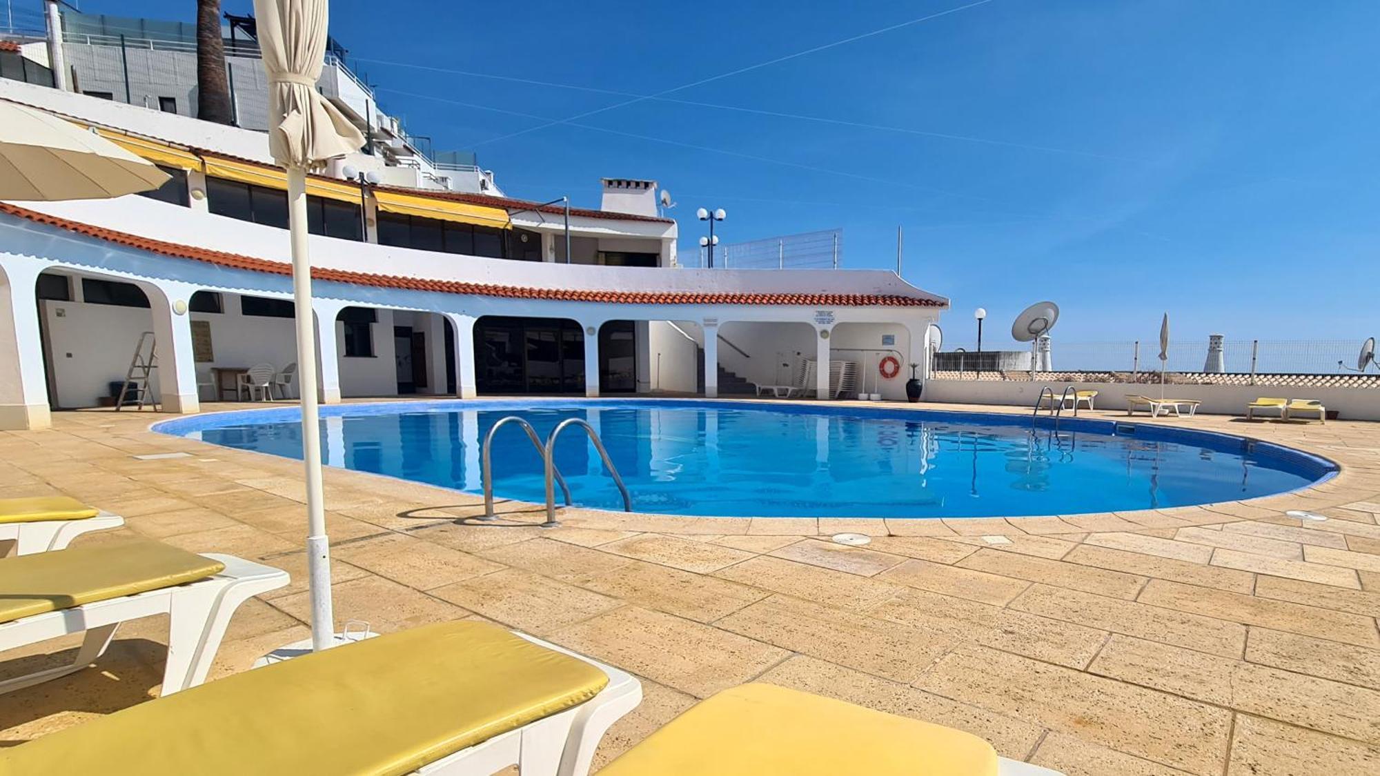 Albufeira, Blue Wave Retreat 64 Apartment *